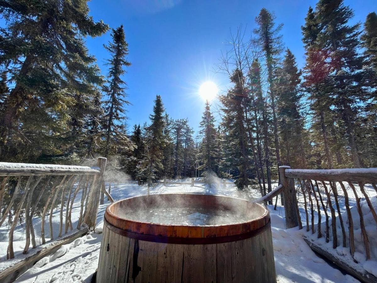 HUSKY - Chalets de Moh - Jacuzzi La Malbaie Extérieur photo